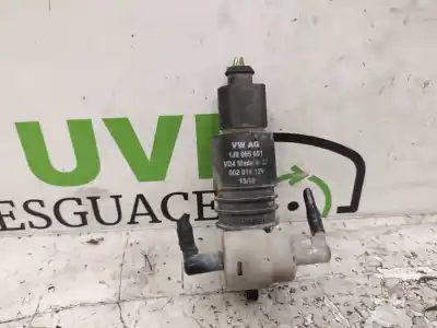 Pièce détachée automobile d'occasion POMPE D'EAU DE NETTOYAGE DU PARE BRISE pour SEAT IBIZA (6L1)  Références OEM IAM 1J6955651  