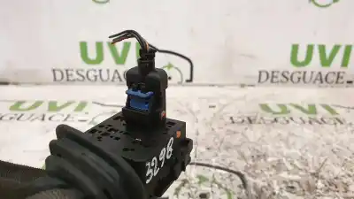 Pezzo di ricambio per auto di seconda mano comando pulito per opel combo cargo riferimenti oem iam 09185415  