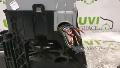 Second-hand car spare part fuse box unit for ford transit combi ´06 ft 300 largo oem iam references 6c1t14a076cb  6c1t14a076aa