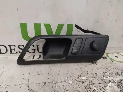 Recambio de automóvil de segunda mano de mando elevalunas delantero izquierdo para volkswagen polo (9n1) trendline referencias oem iam 6q18372476