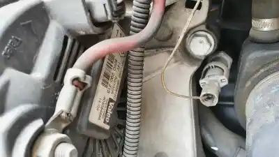 Pièce détachée automobile d'occasion alternateur pour renault megane ii berlina 5p luxe privilege références oem iam 8200290215 2542818d 404054886