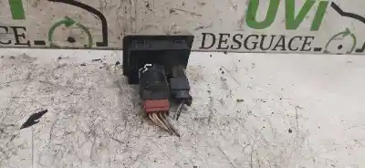 Second-hand car spare part headlights switch for peugeot boxer combi (rs2850) (270/310) (->´02) estándar 1400 d oem iam references   