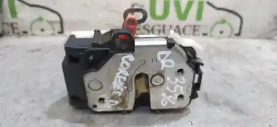 Second-hand car spare part right side door lock for opel combo d expression l1h1 oem iam references z12a176trclo  