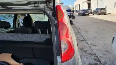 Peça sobressalente para automóvel em segunda mão farolim traseiro direito por nissan note (e11e) acenta referências oem iam 22016752