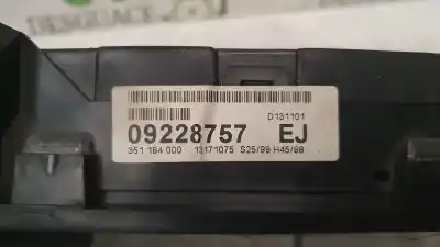 Peça sobressalente para automóvel em segunda mão quadrante por opel zafira a elegance referências oem iam 09228757  