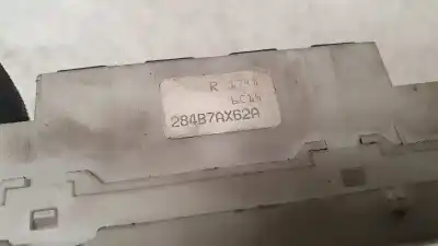 Peça sobressalente para automóvel em segunda mão caixa de fusíveis e relés por nissan note (e11e) acenta referências oem iam 284b7ax62a  