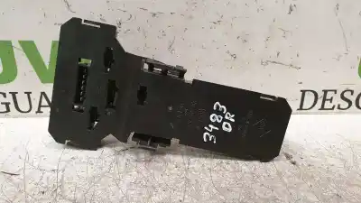 Автозапчасти б/у подставка для лампы за volkswagen passat variant (3b5) comfortline ссылки oem iam 3b9945257  