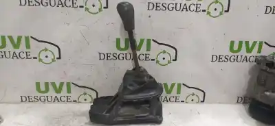 Pezzo di ricambio per auto di seconda mano leva del cambio per peugeot 107 urban move riferimenti oem iam 335300h010  