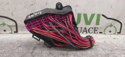 Second-hand car spare part fuse box unit for seat leon (1m1) signo oem iam references 8d1941824  