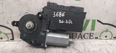 Peça sobressalente para automóvel em segunda mão motor elevador vidro dianteiro direito por audi a4 berlina (8e) 2.0 tdi referências oem iam 0130821764