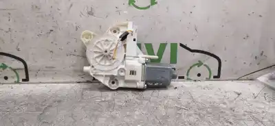 Автозапчасти б/у МОТОР ПЕРЕДНЕГО ЛЕВОГО СТЕКЛА за FORD FOCUS BERLINA (CAP)  ссылки OEM IAM 0130822217  