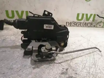 Peça sobressalente para automóvel em segunda mão fechadura da porta dianteira esquerda por audi a4 berlina (8e) 1.9 tdi (96kw) referências oem iam 4b1837015g  