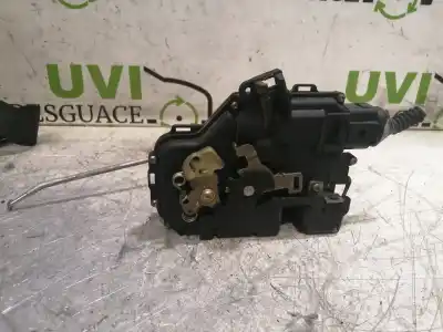 Peça sobressalente para automóvel em segunda mão fechadura da porta dianteira esquerda por audi a4 berlina (8e) 1.9 tdi (96kw) referências oem iam 4b1837015g  