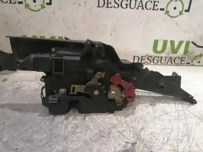 Peça sobressalente para automóvel em segunda mão fechadura da porta dianteira direita por audi a4 berlina (8e) 1.9 tdi (96kw) referências oem iam 8e0837350