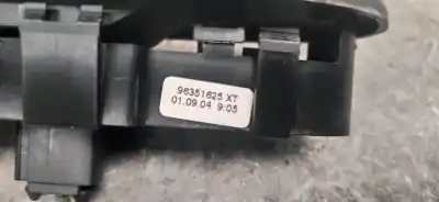 Автозапчастина б/у передній правий віконний вимикач для peugeot 307 break / sw (s1) sw pack посилання на oem iam 96351625xt  