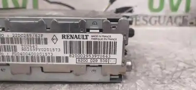Автозапчасти б/у аудиосистема / радио cd за renault clio ii fase i (b/cbo) 1.4 16v tech-run 98 cv / 72 kw ссылки oem iam 8200029539  