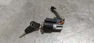 Pièce détachée automobile d'occasion COMMUTATEUR D'ALLUMAGE pour CITROEN XSARA PICASSO  Références OEM IAM 9634051880  73656312