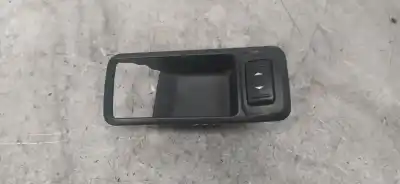 Автозапчасти б/у ВЫКЛЮЧАТЕЛЬ ПЕРЕДНЕГО ПРАВОГО ОКНА за FORD FOCUS BERLINA (CAP)  ссылки OEM IAM 3M51226A36  