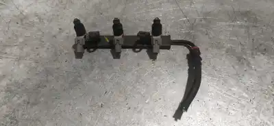 Автозапчастина б/у рампа инжектора для smart forfour 1.1 cat посилання на oem iam mr988977