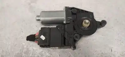 Pezzo di ricambio per auto di seconda mano MOTORE ALZACRISTALLI POSTERIORE DESTRO per VOLKSWAGEN PASSAT BERLINA (3B3)  Riferimenti OEM IAM 1C0959812  0130821696
