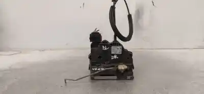 Автозапчастина б/у замок передній праві двері для opel corsa d cosmo посилання на oem iam 13258274