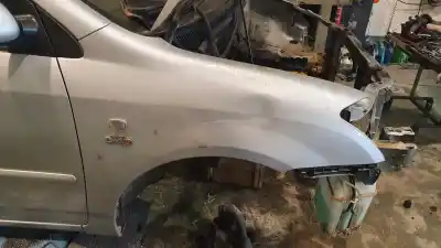 Pezzo di ricambio per auto di seconda mano parafango anteriore destro per toyota corolla (e12) 2.0 d-4d linea sol berlina riferimenti oem iam 