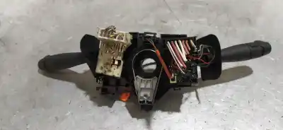 Pezzo di ricambio per auto di seconda mano comando multifunzione per renault clio ii fase i (b/cbo) 1.4 alize 75 cv / 55 kw riferimenti oem iam 7700432854  7701045279