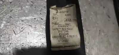 Автозапчасти б/у задний левый ремень безопасности за chrysler voyager (gs) 2.4 le ссылки oem iam 4680195  