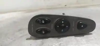 Second-hand car spare part LEFT FRONT POWER WINDOW SWITCH for HYUNDAI COUPE (RD)  OEM IAM references 9357027000A  