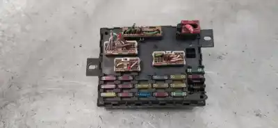 Pezzo di ricambio per auto di seconda mano scatola relè/fusibili per lancia lybra berlina 1.9 jtd riferimenti oem iam 46776086a223  