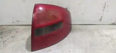 Pezzo di ricambio per auto di seconda mano LUCI POSTERIORI DESTRA per AUDI A6 BERLINA (4B2)  Riferimenti OEM IAM 4B5945096  