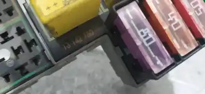 Second-hand car spare part fuse box unit for opel corsa c cosmo oem iam references 13142780  