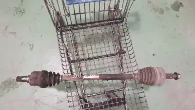 Gebrauchtes Autoersatzteil GETRIEBE HINTEN RECHTS zum RENAULT SCENIC (JA..)  OEM-IAM-Referenzen 7700112478  