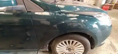 Peça sobressalente para automóvel em segunda mão guarda-lamas dianteiro direito por ford focus berlina (cap) 2.0 tdci cat referências oem iam 