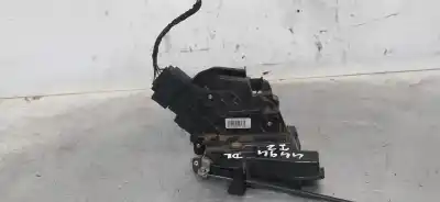 Peça sobressalente para automóvel em segunda mão fechadura da porta dianteira esquerda por ford focus berlina (cap) 2.0 tdci cat referências oem iam 