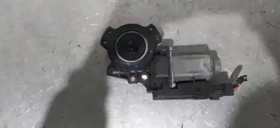 Автозапчастина б/у ДВИГАТЕЛЬ ПЕРЕДНЬОГО ПРАВОГО СКЛА для KIA CEE´D  Посилання на OEM IAM 402184A  