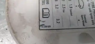 Автозапчасти б/у наружная крышка топлива за opel corsa d 1.3 16v cdti ссылки oem iam 13230620  