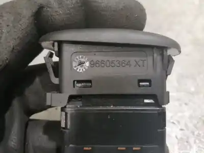 Автозапчасти б/у выключатель переднего правого окна за citroen c3 (f desde 11/2001) 1.1 8v ссылки oem iam 96605364xt  