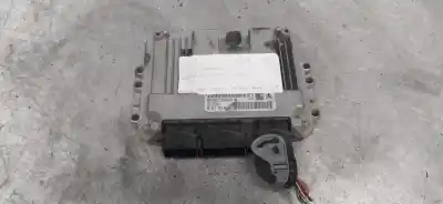 İkinci el araba yedek parçası ECU MOTOR KONTROL CIHAZI için CITROEN C4 COUPE  OEM IAM referansları 9661773380  