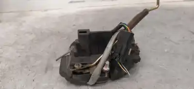 Pezzo di ricambio per auto di seconda mano serratura porta anteriore destra per kia carens 2.0 turbodiesel cat riferimenti oem iam 