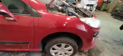 Peça sobressalente para automóvel em segunda mão guarda-lamas dianteiro direito por peugeot 308 1.6 16v referências oem iam 