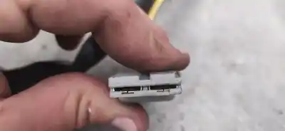 Second-hand car spare part ignition switch for renault express 1.9 d 64 cv / 47 kw oem iam references   