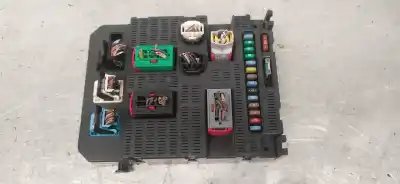 Second-hand car spare part fuse box unit for peugeot 308 1.6 16v hdi oem iam references 9663798180