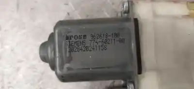 Recambio de automóvil de segunda mano de motor elevalunas trasero derecho para volkswagen passat berlina (3c2) 2.0 tdi referencias oem iam 1k0959704ab  