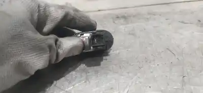 Second-hand car spare part left front power window switch for citroen c2 x oem iam references 96401469xt  