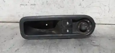 Pièce détachée automobile d'occasion COMMANDE DE LÈVE VITRE AVANT GAUCHE pour RENAULT CLIO GRANDTOUR  Références OEM IAM 254009494R  