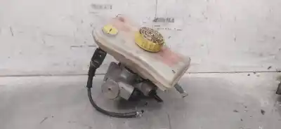 Peça sobressalente para automóvel em segunda mão bomba de travões por audi a4 avant (8e) 1.9 tdi (96kw) referências oem iam 8e0611301