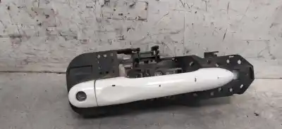 Pièce détachée automobile d'occasion POIGNÉE DE PORTE AVANT GAUCHE pour RENAULT MEGANE III BERLINA 5 P  Références OEM IAM 806070032R  