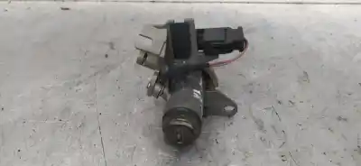 Peça sobressalente para automóvel em segunda mão fechadura da porta traseira por audi a4 avant (8e) 1.9 tdi (96kw) referências oem iam 