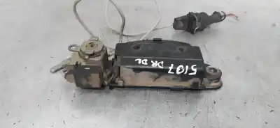 Peça sobressalente para automóvel em segunda mão puxador exterior frente direito por audi a3 (8l) 1.8 ambiente referências oem iam 8d0837208  4a0837206